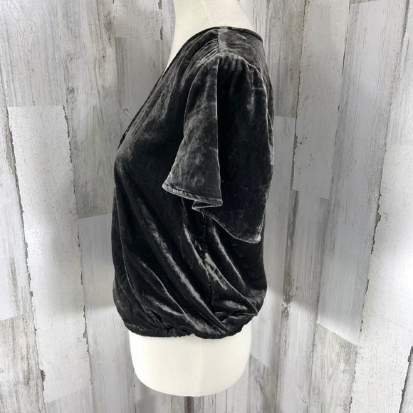Splendid Women's‎ New Black V Neck Velvet Short Sleeve Blouse Top Shirt Sz S - Picture 10 of 12